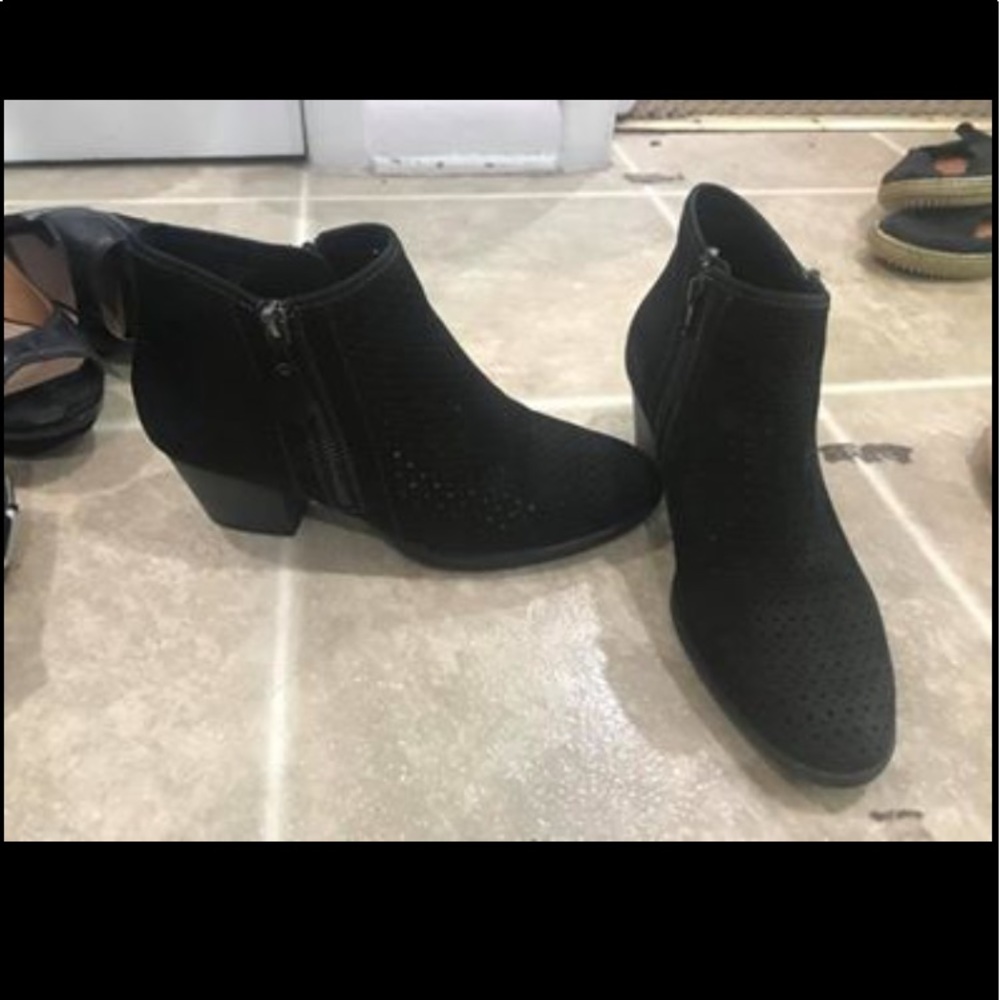 Ankle boots